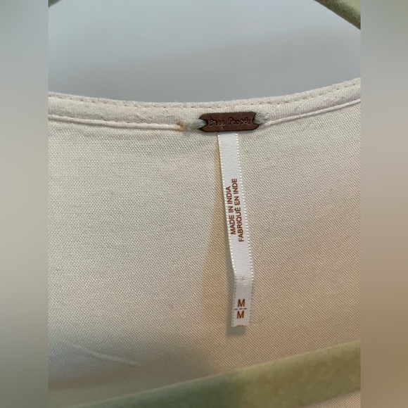 Free People shirt with pockets Medium - Picture 4 of 4